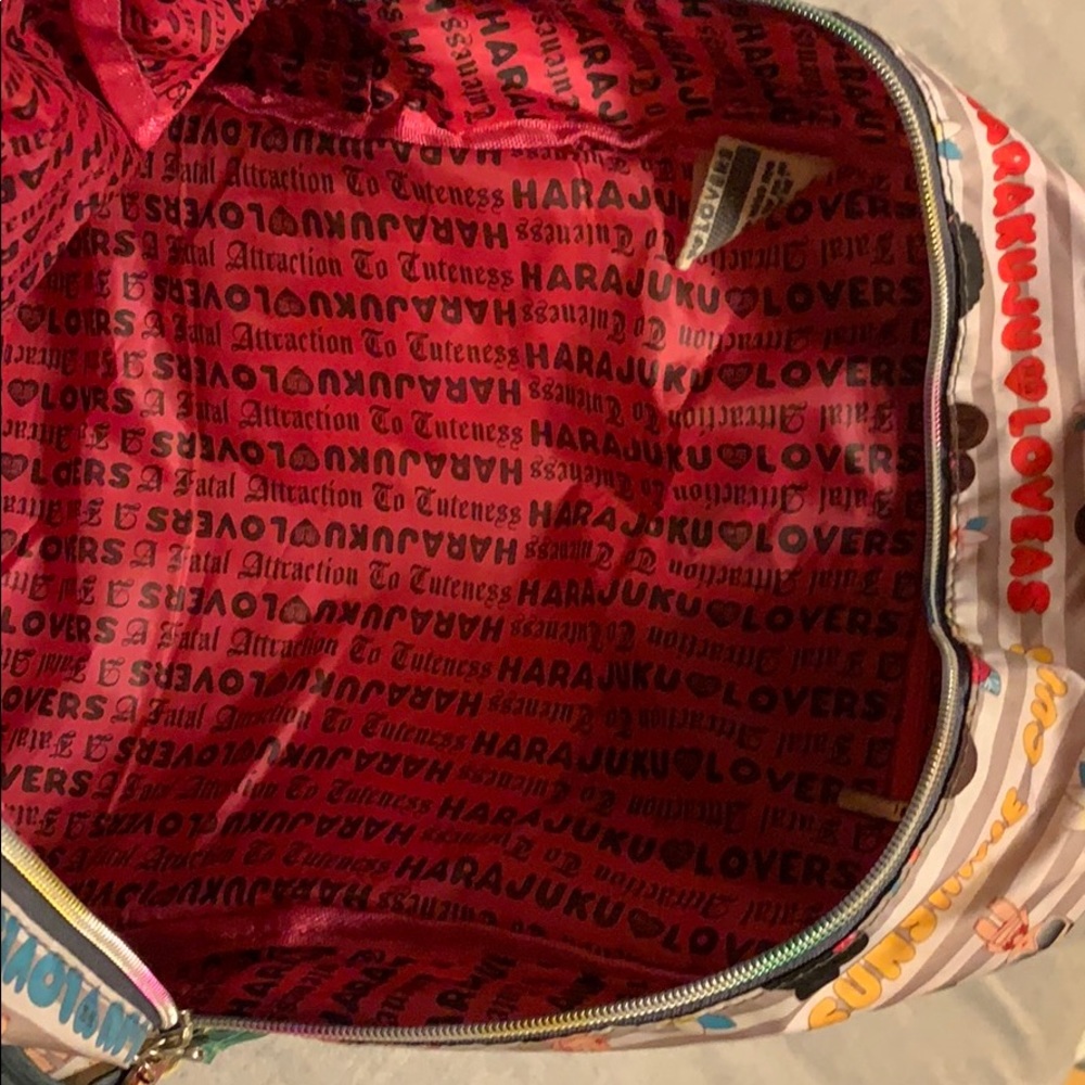Backpack - Picture 2 of 3